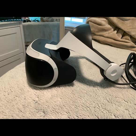 PS4 VR - Picture 5 of 7